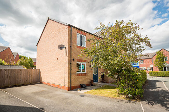 3 Bedroom Semi-Detached House For Sale In Chestnut Way, Chester, CH4