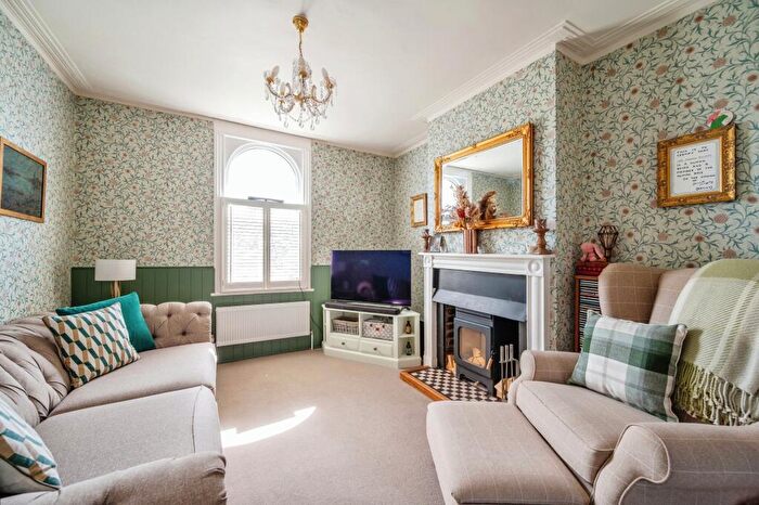 3 Bedroom Terraced House For Sale In Sea Front, Hayling Island, Hampshire, PO11