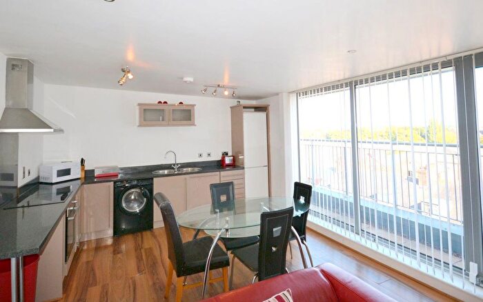 3 Bedroom Flat To Rent In Woodland Road, Darlington, DL3