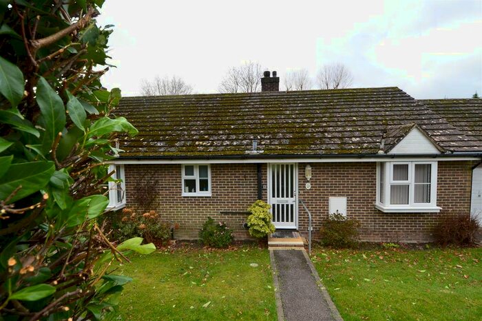 2 Bedroom Bungalow For Sale In Nevill Close, Beacon Road, Crowborough, TN6