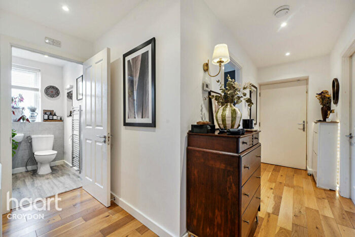 2 Bedroom Block Of Apartments For Sale In Montacute Road, Croydon, CR0