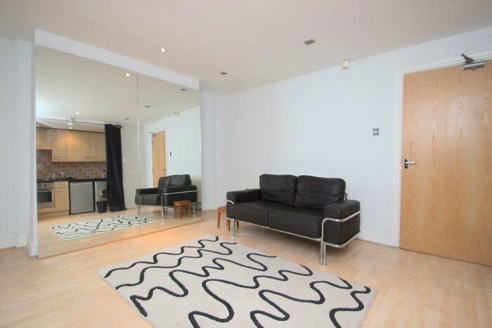 1 Bedroom Apartment To Rent In Meanwood Road, Meanwood, Leeds, LS7