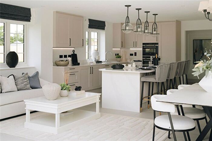 5 Bedroom Detached House For Sale In Hayfield Lodge, Over, Cambridge, CB24