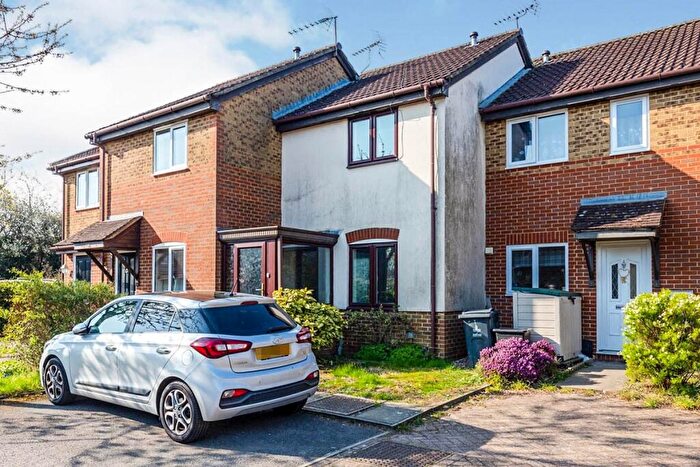 2 Bedroom House To Rent In Middlesborough Close, Stevenage, Hertfordshire, SG1