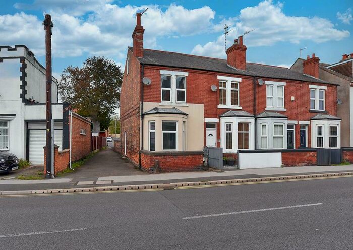 2 Bedroom Flat To Rent In Station Road, Carlton, Nottingham, NG4