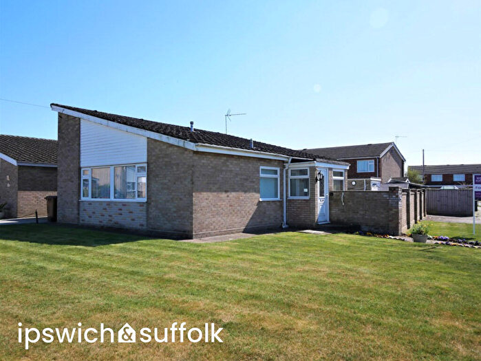 2 Bedroom Detached Bungalow For Sale In Mitford Close, Ipswich, IP1