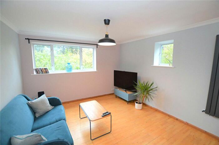 1 Bedroom Apartment To Rent In South Norwood Hill, London, SE25