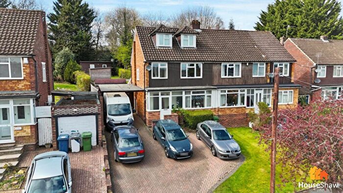 4 Bedroom Semi Detached House For Sale In Deeds Grove, High Wycombe, HP12