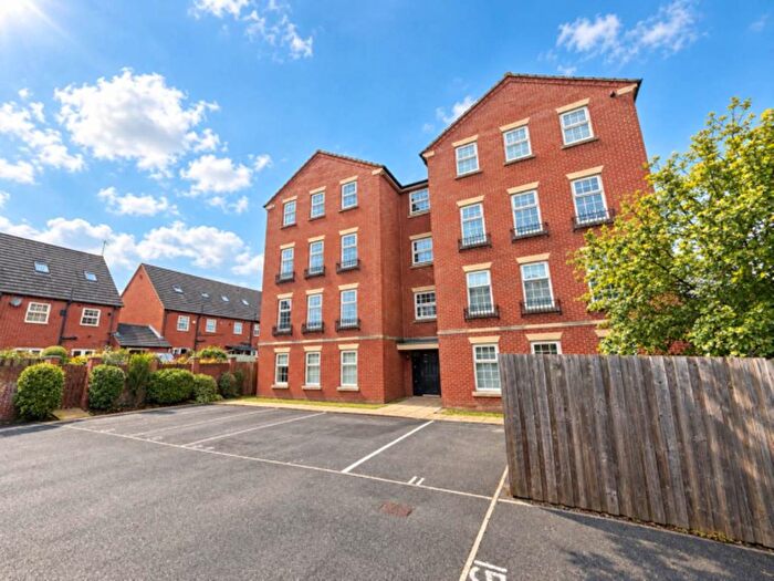 2 Bedroom Flat To Rent In Medlar Croft, Barnsley, S75