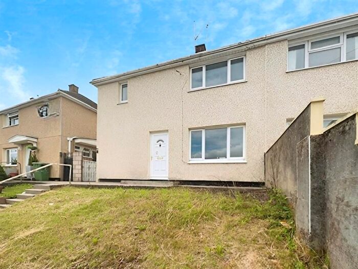 3 Bedroom Property To Rent In Porcher Avenue, Glyncoch, Pontypridd, CF37