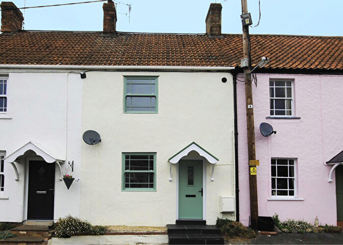 2 Bedroom Terraced House To Rent In Redcliffe Street, Cheddar, BS27
