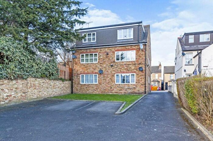 1 Bedroom Apartment To Rent In Queens Road, Slough, SL1