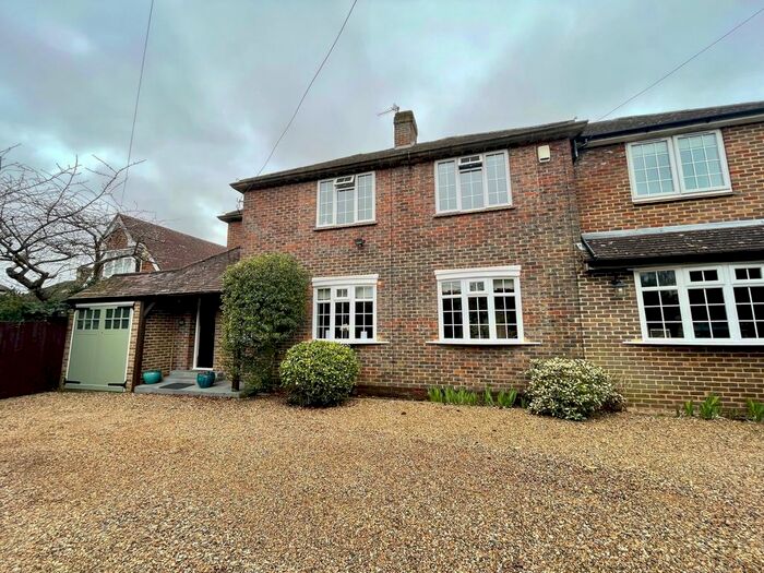 5 Bedroom Detached House To Rent In Manor Lane, Sunbury On Thames, TW16