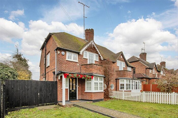 3 Bedroom Semi Detached House For Sale In Iron Mill Lane, Crayford, Kent, DA1