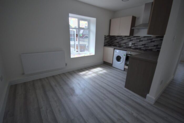 1 Bedroom Flat To Rent In Town End, Bolsover, Chesterfield, S44