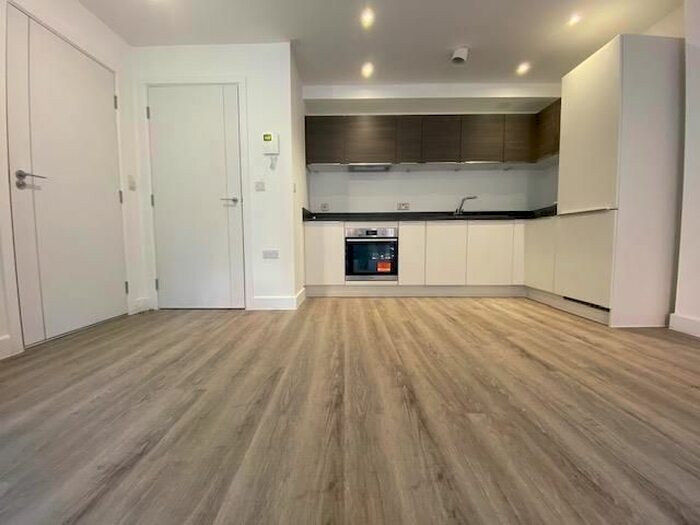 1 Bedroom Flat To Rent In Broadway, Peterborough, PE1