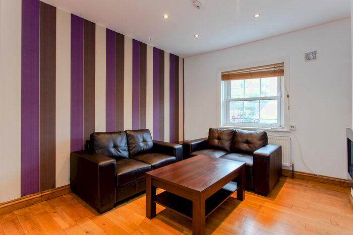2 Bedroom Flat To Rent In Herbrand Street, London, WC1N