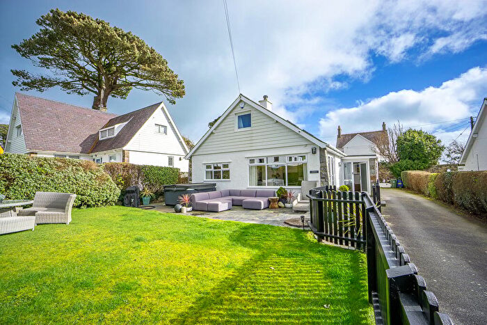 4 Bedroom Detached Bungalow For Sale In White House Drive, Abersoch, Pwllheli, LL53