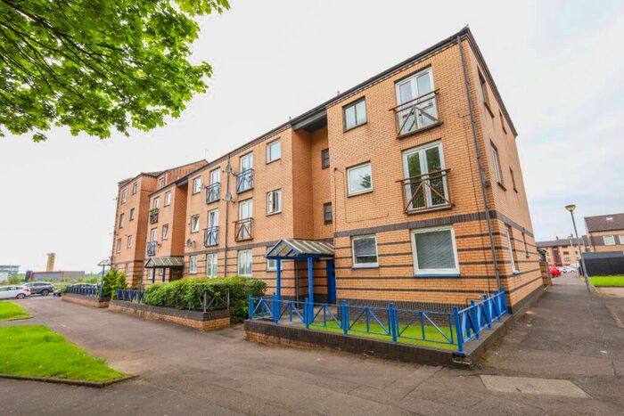 2 Bedroom Flat To Rent In Flat, Glasgow Road, Clydebank, G81