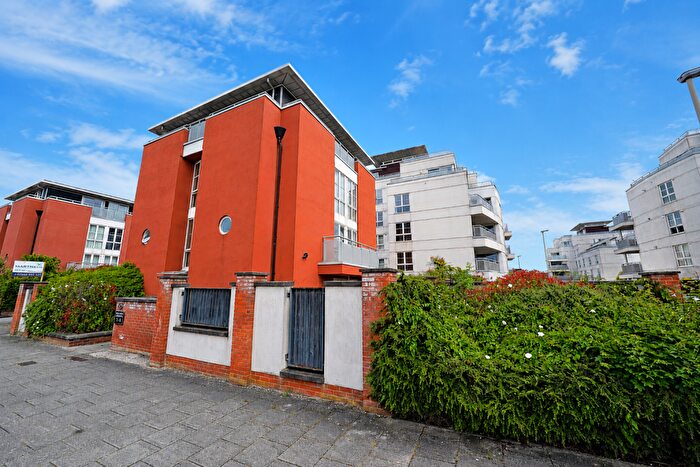2 Bedroom Apartment For Sale In Watkin Road, Leicester, Leicestershire, LE2