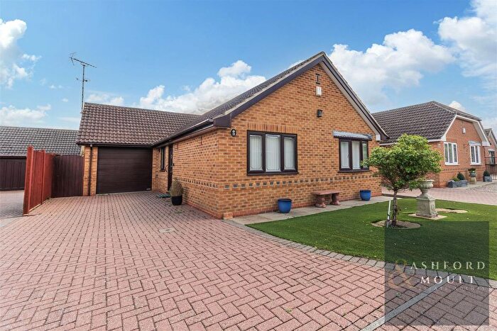 2 Bedroom Detached Bungalow For Sale In Long West Croft, Calverton, Nottingham, NG14