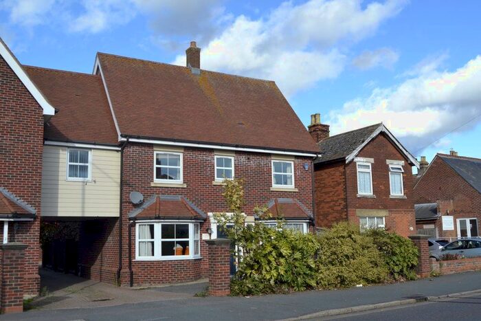 4 Bedroom Property To Rent In London Road, Stanway, Colchester, CO3