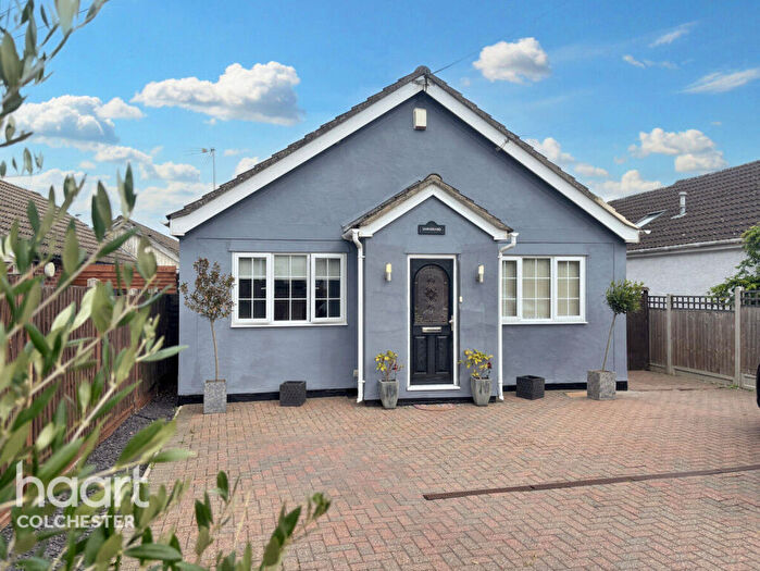 3 Bedroom Detached Bungalow For Sale In Halstead Road, Colchester, CO6