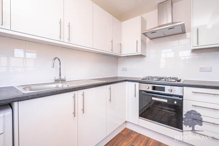 2 Bedroom Maisonette To Rent In Connaught Gardens, Morden, Surrey, SM4