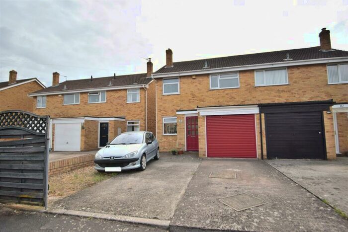 3 Bedroom Semi-Detached House To Rent In Simon Road, Longlevens, Gloucester, GL2