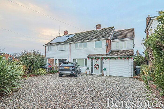 4 Bedroom Semi-Detached House For Sale In Springfields, Dunmow, CM6