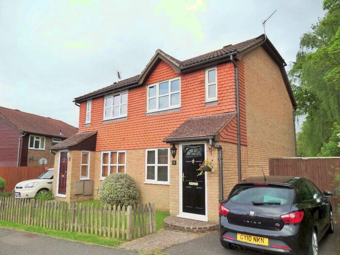 2 Bedroom Semi-Detached House To Rent In Eastern Road, Haywards Heath, RH16