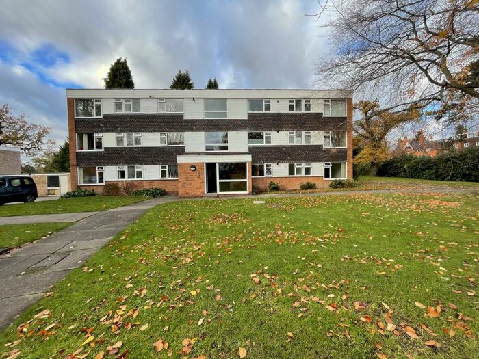 2 Bedroom Ground Flat To Rent In Warwick Road, Solihull, B91