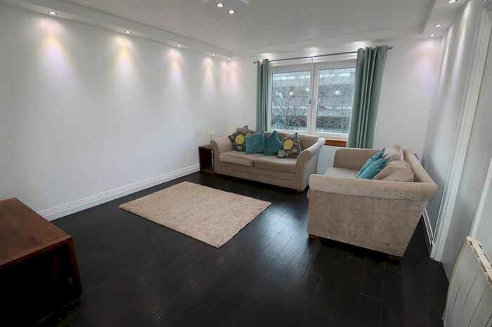 2 Bedroom Flat To Rent In Huntly Street, Carlton Court, AB10