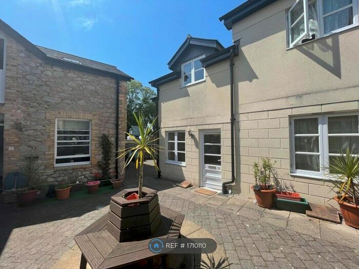 2 Bedroom End Of Terrace House To Rent In The Old Town Hall, Torquay, TQ1