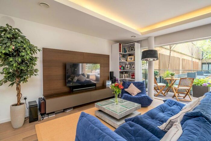 2 Bedroom Flat To Rent In Farm Lane, London, SW6