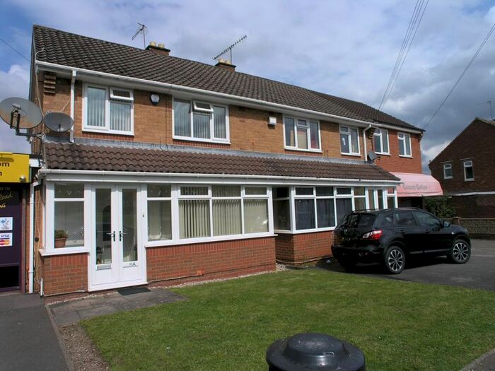 3 Bedroom Semi-Detached House To Rent In Larch Road, Kingswinford, DY6