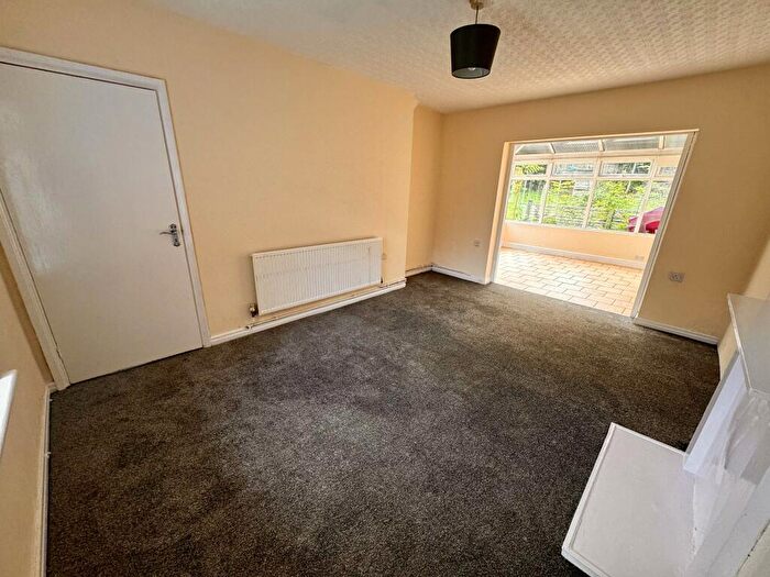 3 Bedroom End Of Terrace House To Rent In Castle Road, Birmingham, B29