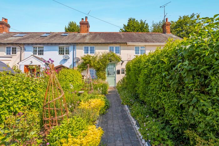 2 Bedroom Terraced House For Sale In Strongrove Hill, Bath Road, Hungerford, RG17