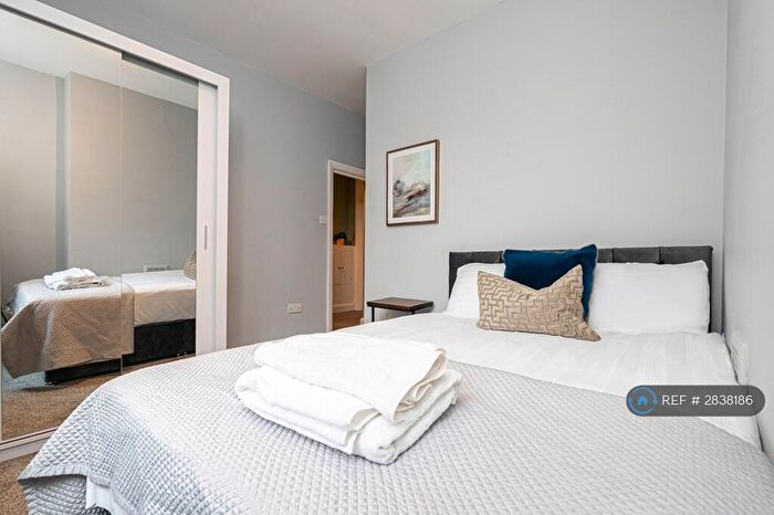 2 Bedroom Flat To Rent In Duckett Road, London, N4