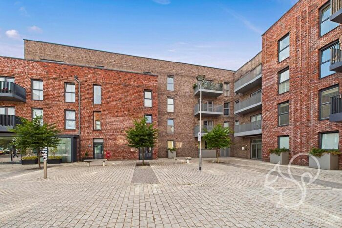 1 Bedroom Apartment For Sale In Hill Court, Victoria Road, CM1