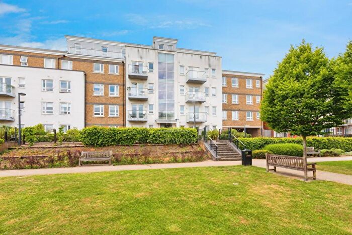 2 Bedroom Apartment To Rent In Kestrel Court, , Heron Way, Maidenhead, SL6