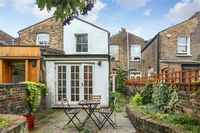 3 Bedroom Terraced House To Rent In Durant Street, London, E2