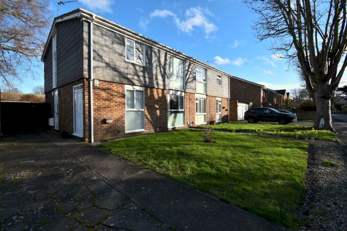 2 Bedroom Maisonette To Rent In Berkhampstead Road Belvedere, DA17