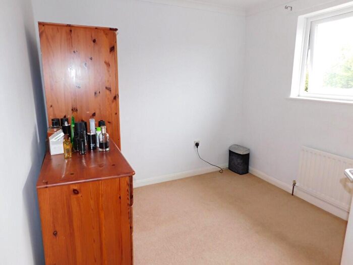 3 Bedroom Terraced House For Sale In Endfield Road, Christchurch, BH23