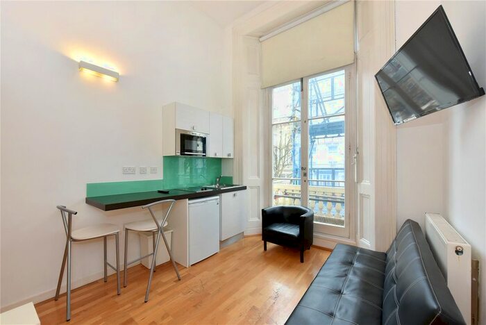 Studio To Rent In Hyde Park Executive Apartments, Inverness Terrace, Bayswater, London, W2