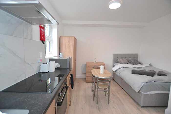 1 Bedroom Studio To Rent In New Road, London, E1