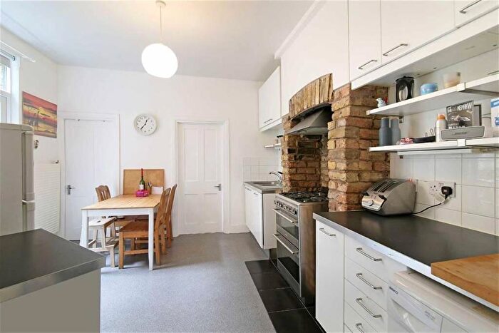 2 Bedroom Apartment To Rent In Brunswick Road, Leyton, London, ., E10