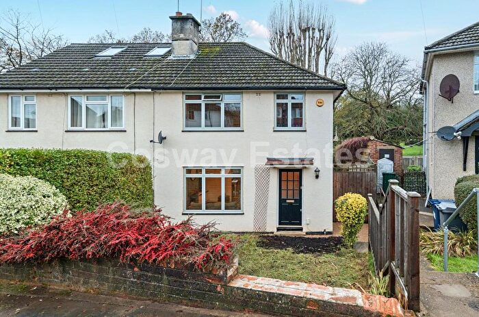3 Bedroom Property For Sale In Woodcote Avenue, Mill Hill, NW7