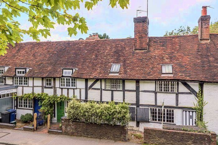 1 Bedroom Cottage To Rent In Ockford Road, Godalming, GU7