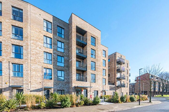 2 Bedroom Flat For Sale In Lountain House, Thamesmead, SE28